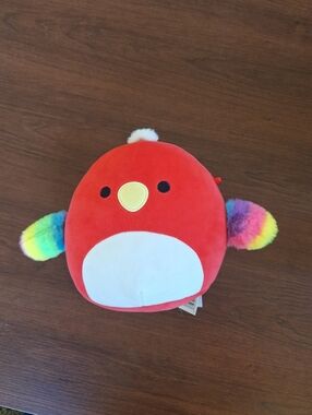 Hugmeez Paco The Parrot Red Plush Bird with Rainbow Wings Tail Collectable 6 "